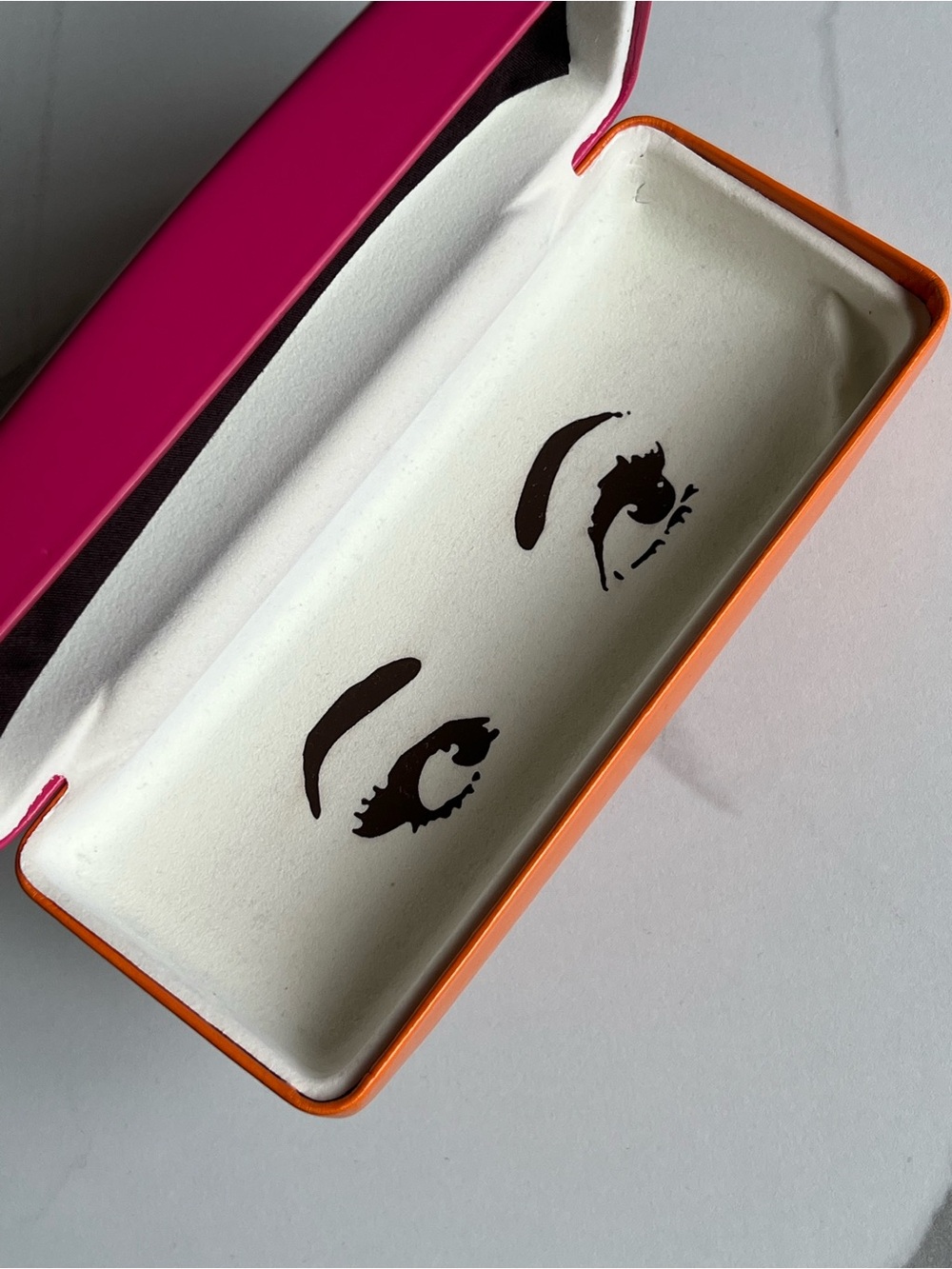 KATE Spade Hot Pink and Orange Hard Sunglasses Case with Cleaning Cloth